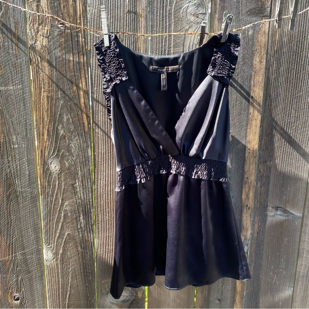 BCBGMaxAzria Black Ruched Sleeveless satin Blouse size XXS